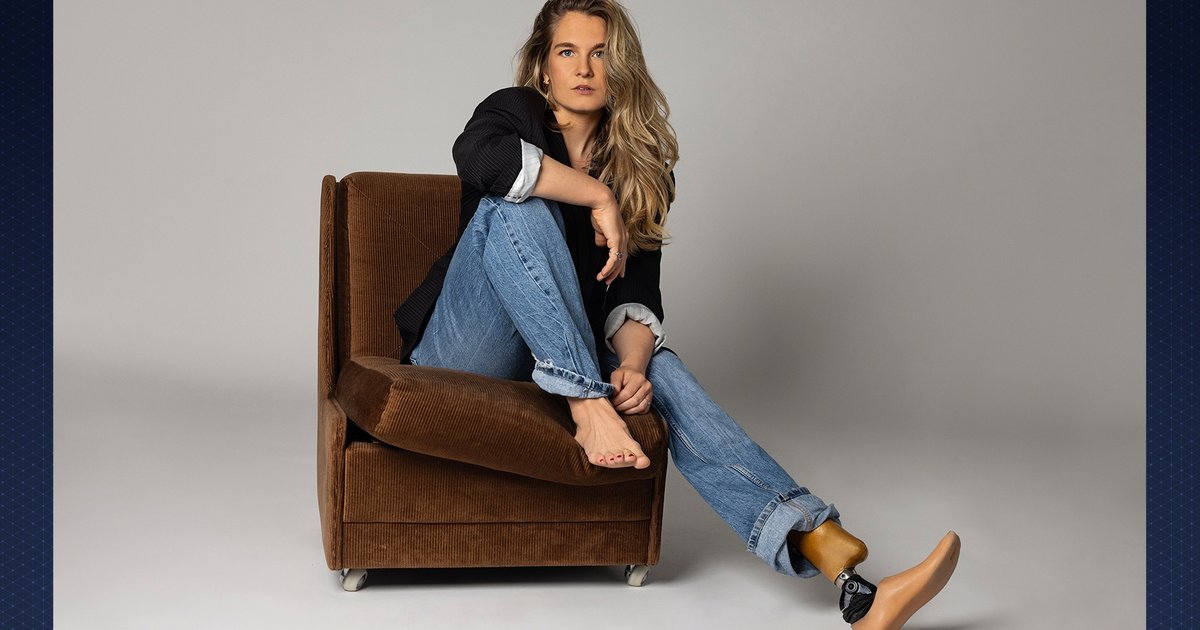 Sophie-Anne was door haar beenprothese jarenlang onzeker, nu zet ze zichzelf en anderen met beperkin