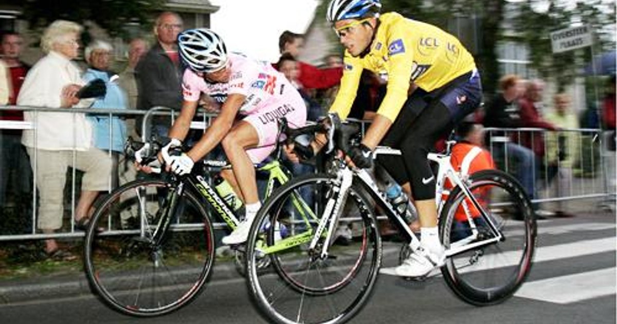 Tourwinnaar Contador in Surhuisterveen