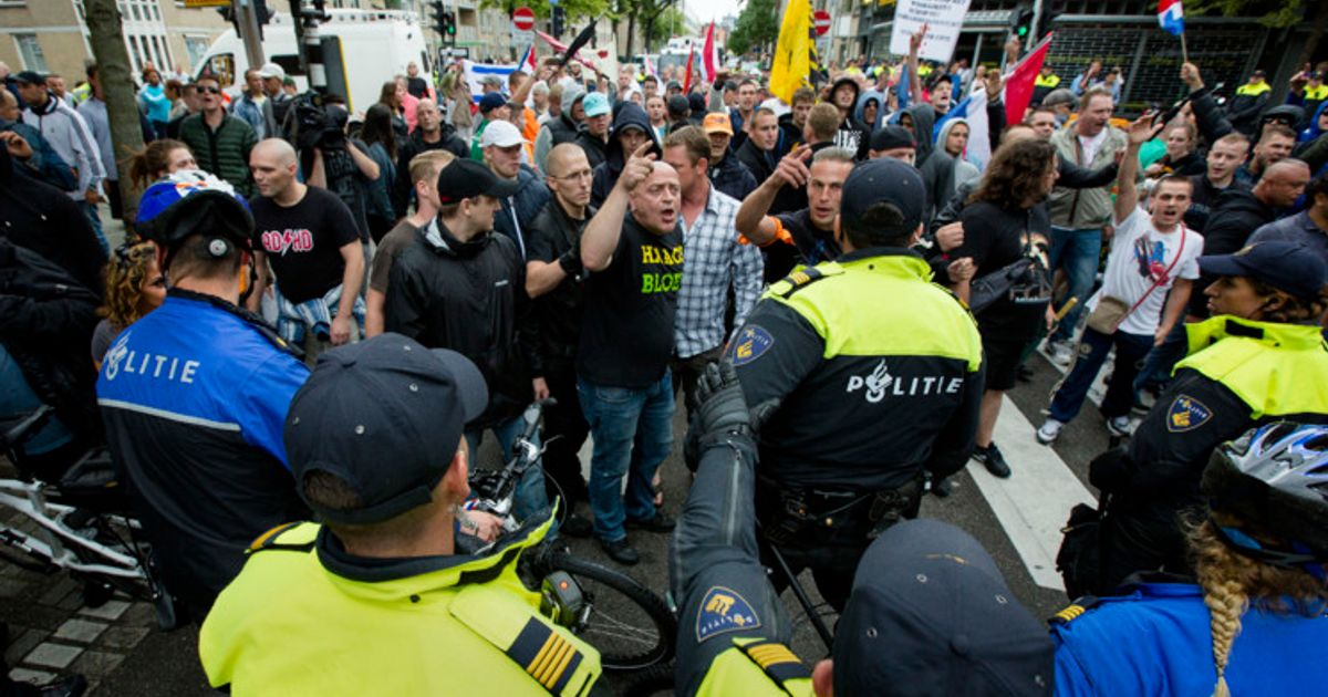 Haagse raad praat over demonstraties Schilderswijk