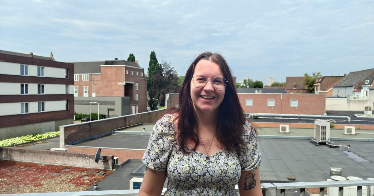 Tourette’s Symptoms Worsen: ‘Messing Flies Through My Home