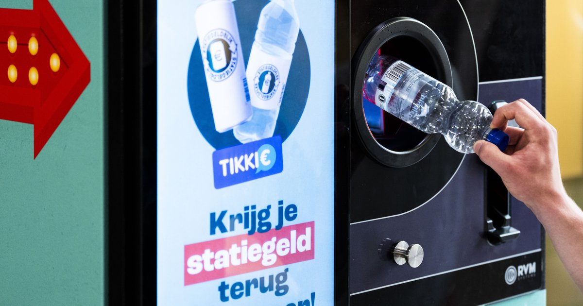 Blikje Borrelnootjes met logo als paas bedankje Blikje Borrelnootjes met logo als paas bedankje