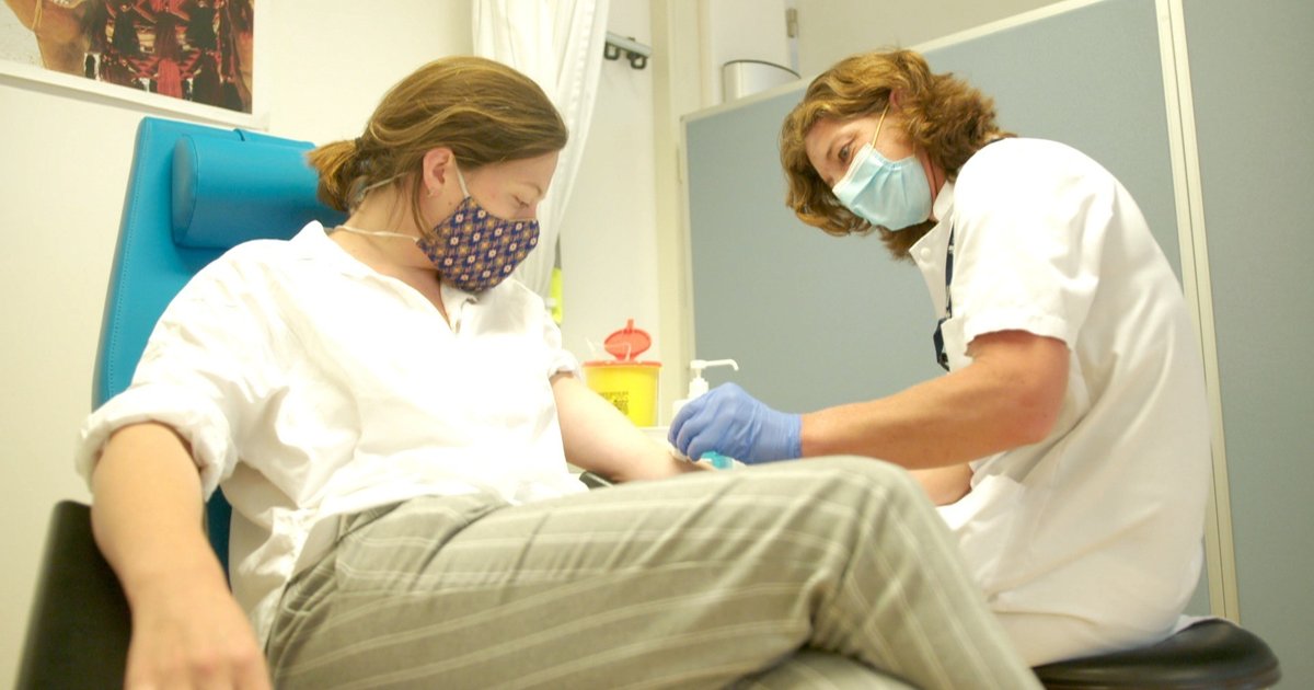 Bij prik in huid in plaats van spier haal je 5 keer meer coronavaccins uit een flesje, blijkt uit Ne