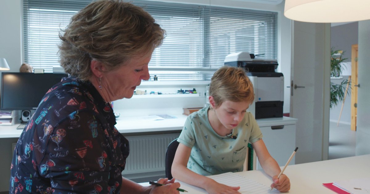 We schrijven steeds minder met de hand, maar het blijft wel belangrijk