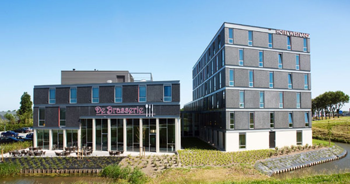 Inwoners Maasdijk weinig positief over tweede 'Polenhotel'