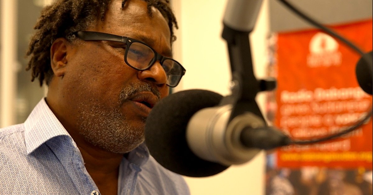 Hoe een radiozender in Diemen mensen in Soedan op de hoogte houdt van de burgeroorlog in hun land: '