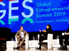 Prins Constantijn op een innovatie-congres in Den Haag, afgelopen juni